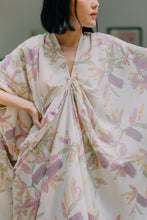 Load image into Gallery viewer, Yuma Kaftan in Florets