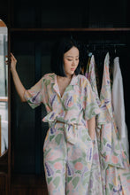 Load image into Gallery viewer, Kira Set in Peaches