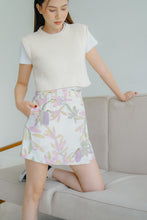 Load image into Gallery viewer, Yuna Skort in Florets