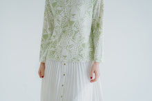 Load image into Gallery viewer, Gina Jumper in Rosettes