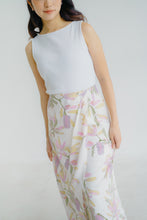 Load image into Gallery viewer, Haruka Long Skirt in Florets
