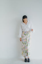 Load image into Gallery viewer, Haruka Long Skirt in Peaches
