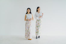 Load image into Gallery viewer, Haruka Long Skirt in Peaches
