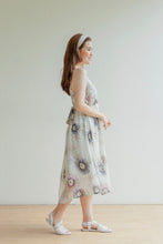 Load image into Gallery viewer, Himawari Dress in White
