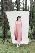 Load image into Gallery viewer, Sora Dress in Pink
