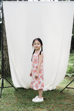 Load image into Gallery viewer, Kimi Dress in Pansy (Kids)
